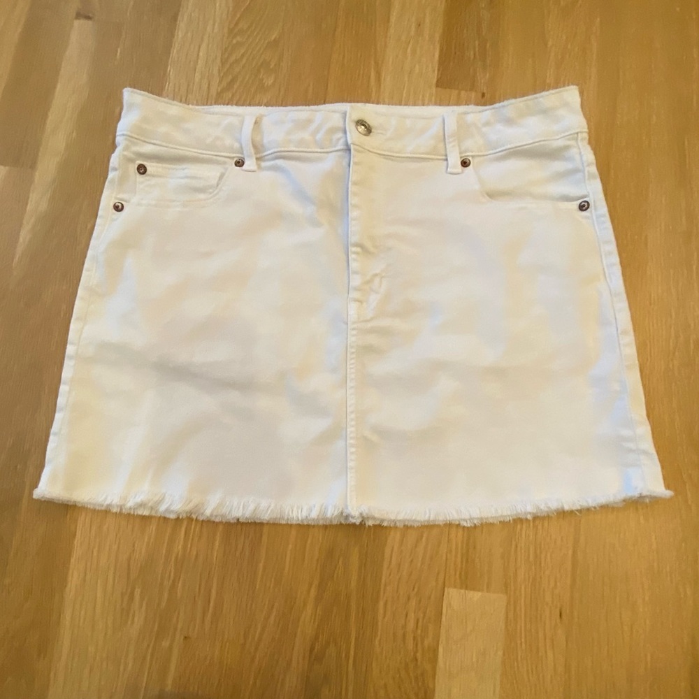 American Eagle Womens White Stretch Denim Hi-Rise Mini Jean Skirt / Size 16